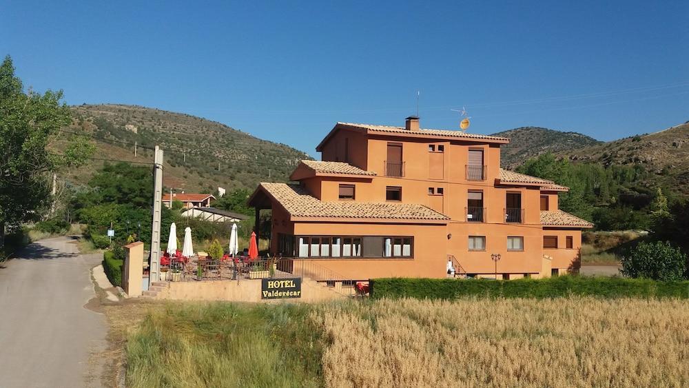 Hotel Valdevecar Albarracin Exterior photo