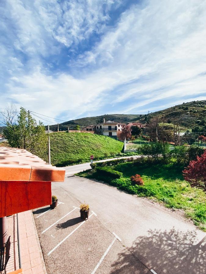 Hotel Valdevecar Albarracin Exterior photo