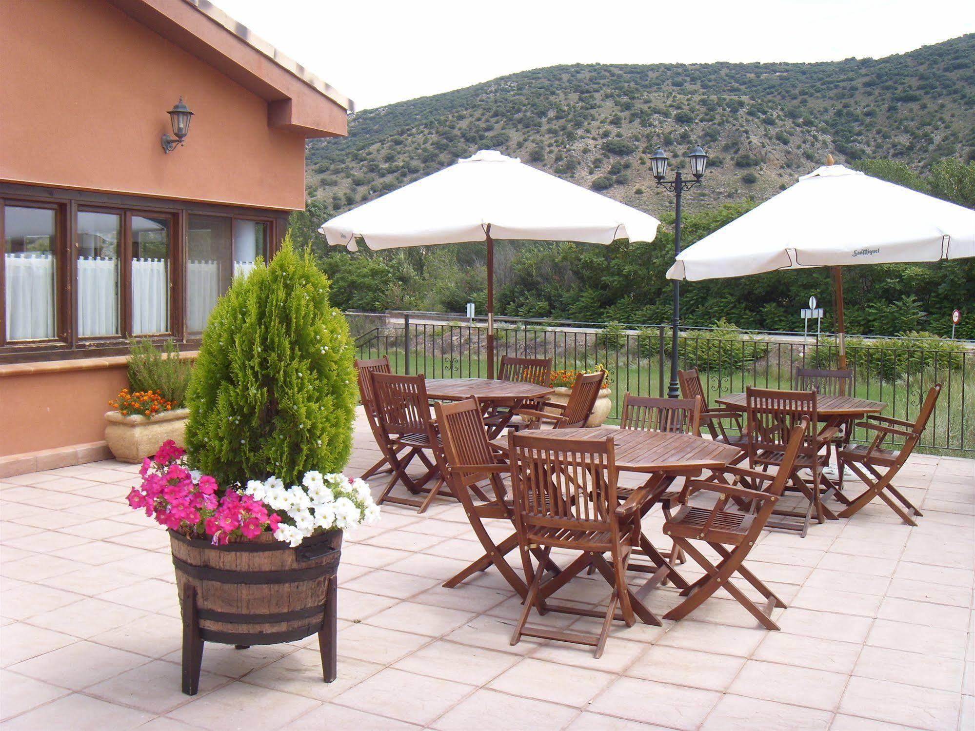 Hotel Valdevecar Albarracin Restaurant photo